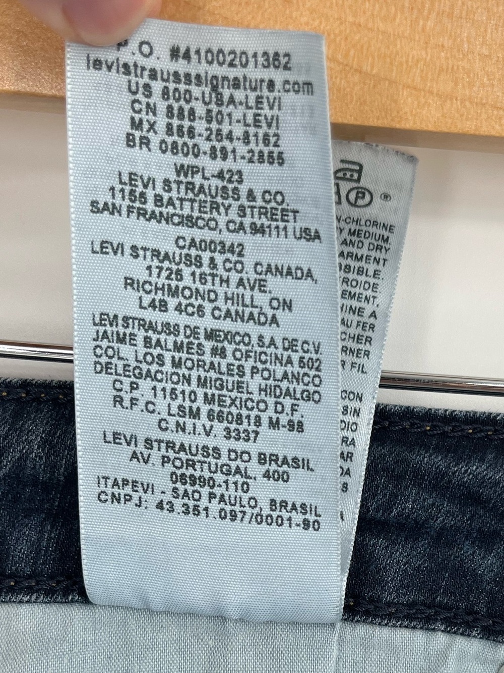 Denizen Levi's Modern Skinny Jeans Women’s Size 8 in Dark Wash Blue - Picture 10 of 15